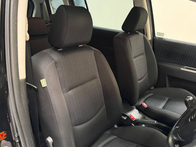 2010 Mazda Mazda5 2.0D Takara 5dr