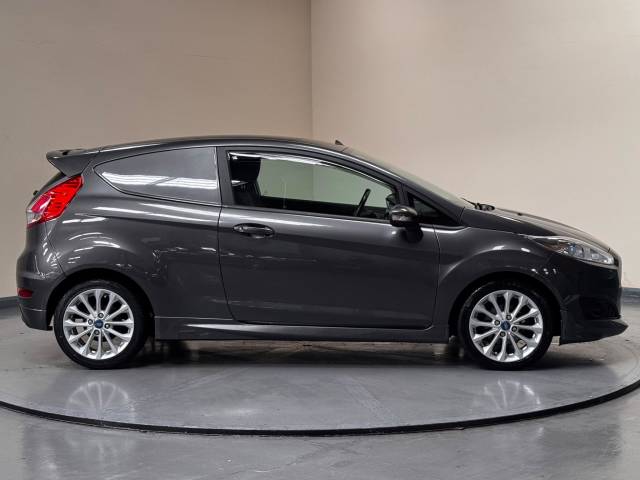 2017 Ford Fiesta Van 1.5 TDCi Sport Panel Van 3dr