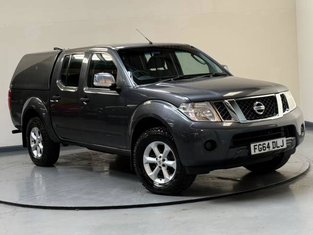 Nissan Navara 2.5 dCi Visia 4WD Euro 5 4dr Pickup Diesel Grey