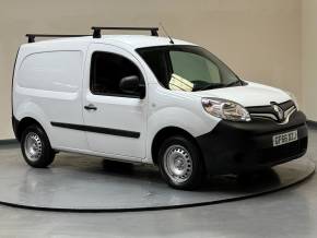 RENAULT KANGOO 2016 (66) at SELECT CARS & COMMERCIALS Luton