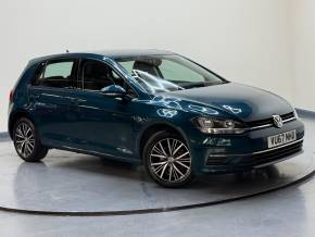 VOLKSWAGEN GOLF 2017 (67) at SELECT CARS & COMMERCIALS Luton