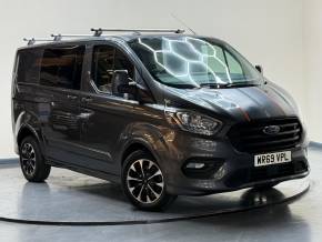 FORD TRANSIT CUSTOM 2019 (69) at SELECT CARS & COMMERCIALS Luton