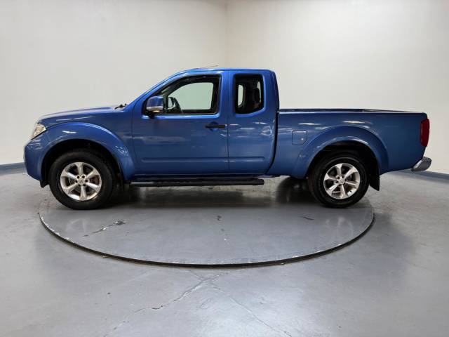 2013 Nissan Navara 2.5 dCi Acenta King Cab Pickup 4WD Euro 5 4dr