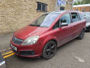 VAUXHALL ZAFIRA 2006 (06) at SELECT CARS & COMMERCIALS Luton