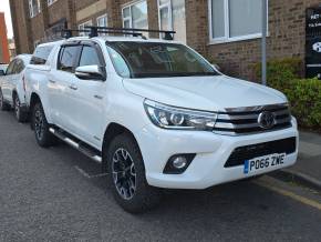 TOYOTA HILUX 2016 (66) at SELECT CARS & COMMERCIALS Luton