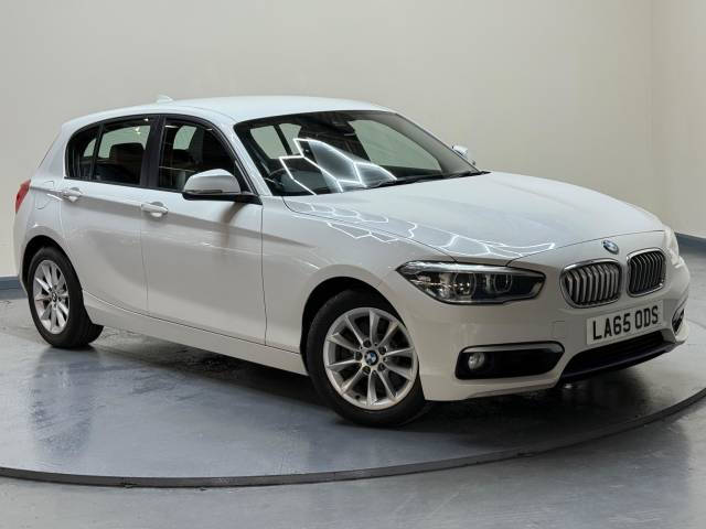 BMW 1 Series 1.6 118i Sport Auto Euro 5 (s/s) 5dr Hatchback Petrol White