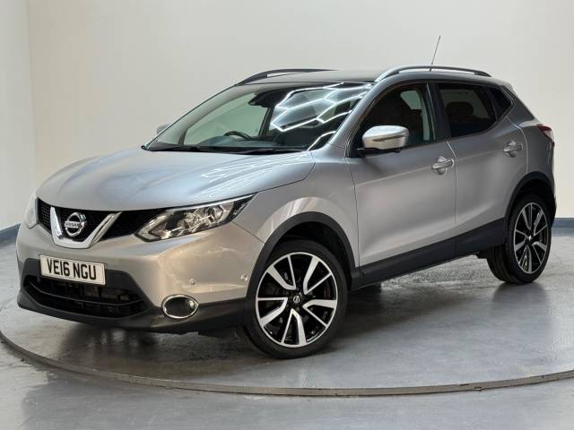 2016 Nissan Qashqai 1.6 dCi Tekna XTRON 2WD Euro 6 (s/s) 5dr