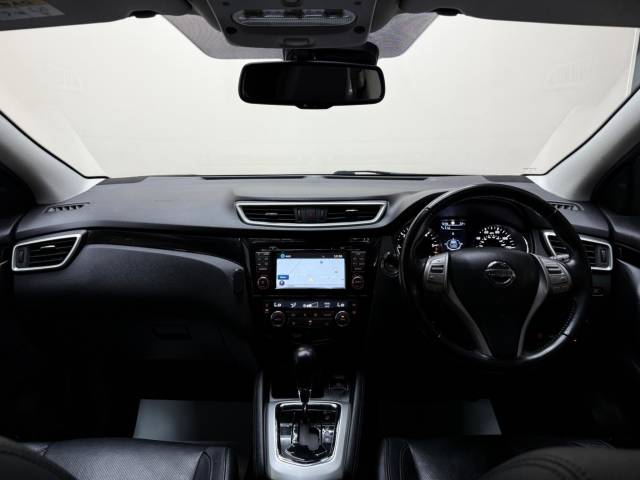 2016 Nissan Qashqai 1.6 dCi Tekna XTRON 2WD Euro 6 (s/s) 5dr
