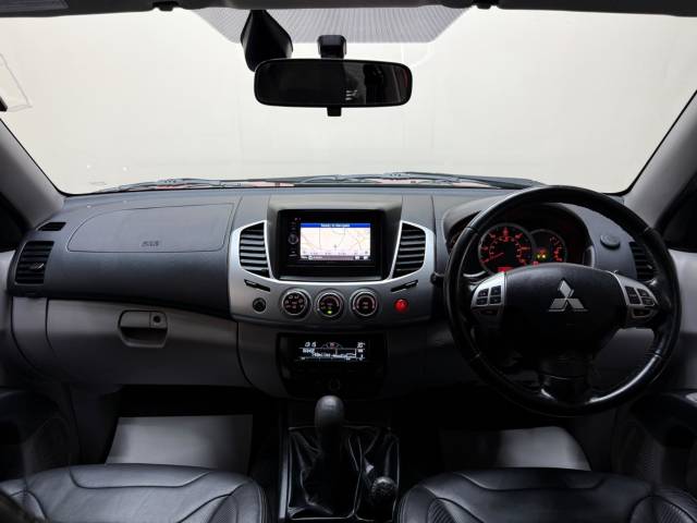 2014 Mitsubishi L200 2.5 DI-D Barbarian 4WD Euro 5 4dr (LB)