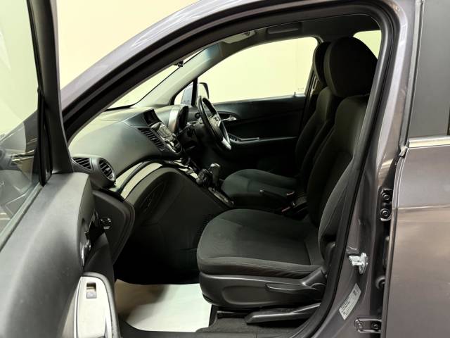 2013 Chevrolet Orlando 2.0 VCDi LTZ Auto Euro 5 5dr