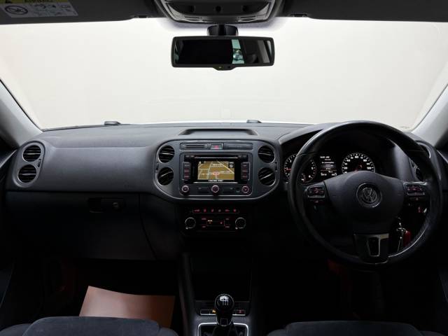 2015 Volkswagen Tiguan 2.0 TDI BlueMotion Tech Match 2WD Euro 5 (s/s) 5dr