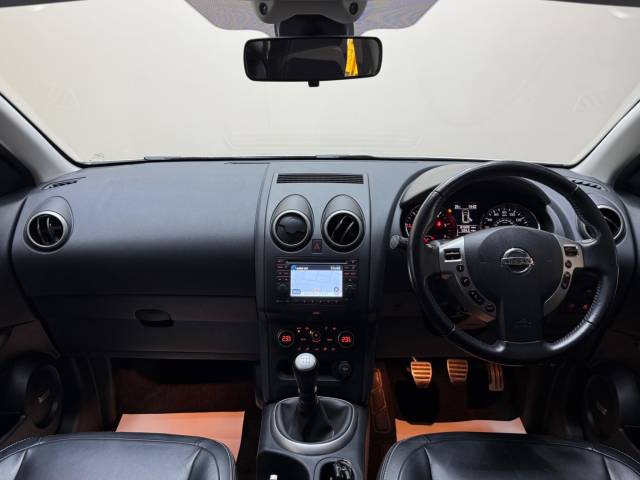 2013 Nissan Qashqai 1.6 dCi Tekna 2WD Euro 5 5dr (AVM)