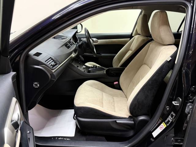2014 Lexus CT 1.8 200h Advance CVT Euro 6 (s/s) 5dr