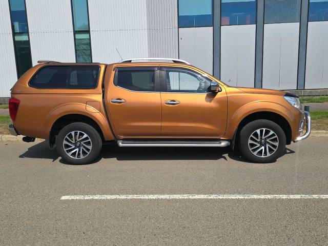 2016 Nissan Navara 2.3 dCi Tekna Auto 4WD Euro 6 4dr