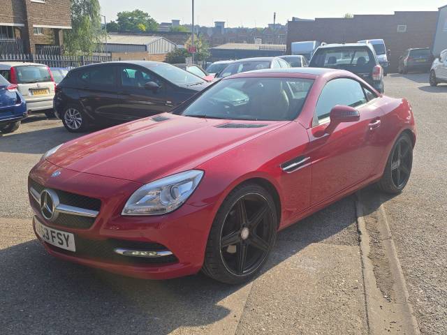 Mercedes-Benz SLK 1.8 SLK200 Euro 5 (s/s) 2dr Convertible Petrol Red