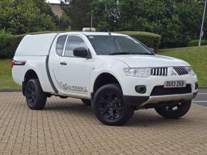 MITSUBISHI L200 2013 (13) at SELECT CARS & COMMERCIALS Luton