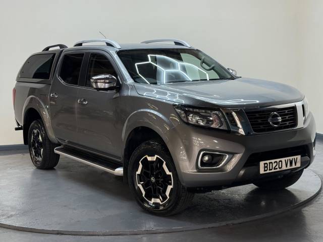 Nissan Navara 2.3 dCi Tekna Auto 4WD Euro 6 4dr Pickup Diesel Grey