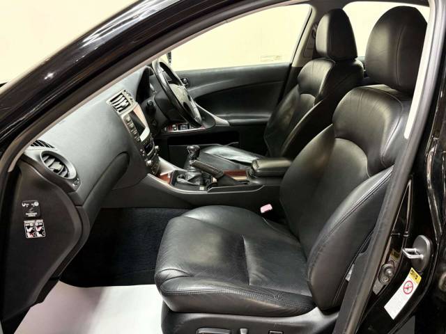 2005 Lexus IS 2.2 220TD SE-L 4dr