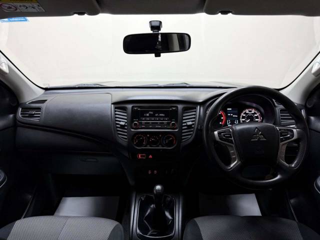2020 Mitsubishi L200 2.2 DI-D DC 4Life 4WD Euro 6 (s/s) 4dr