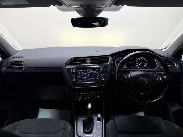 2017 Volkswagen Tiguan 2.0 TDI BlueMotion Tech SEL DSG 4Motion Euro 6 (s/s) 5dr