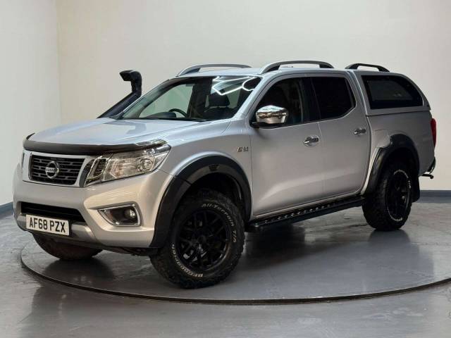 2018 Nissan Navara 2.3 dCi Off-Roader AT32 Auto 4WD Euro 6 4dr