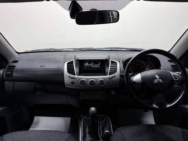 2015 Mitsubishi L200 2.5 L200 Challenger LWB Double Cab DI-D 4x4 4WD 5dr