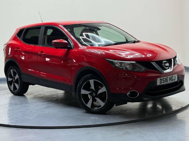 Nissan Qashqai 1.6 Qashqai N-Connecta dCi 4x4 4WD 5dr SUV Diesel Red