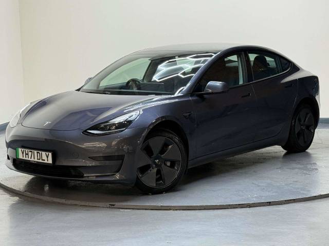 2021 Tesla Model 3 Model 3 Standard Range + 4dr