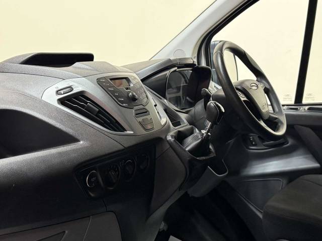 2017 Ford Transit Custom 2.0 TDCi 290 Combi Van 6dr Diesel Manual L1 H1 (157 g/km, 128 bhp)