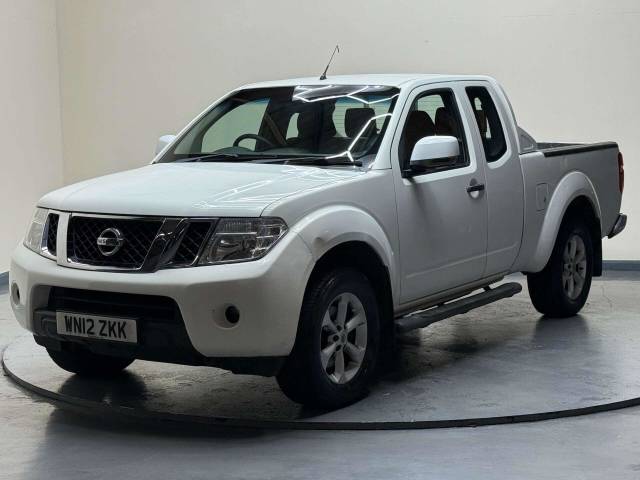 2012 Nissan Navara 2.5 dCi Acenta King Cab Pickup 4WD Euro 5 4dr