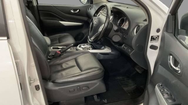 2020 Nissan Navara 2.3 Navara Tekna dCi Auto 4WD 5dr
