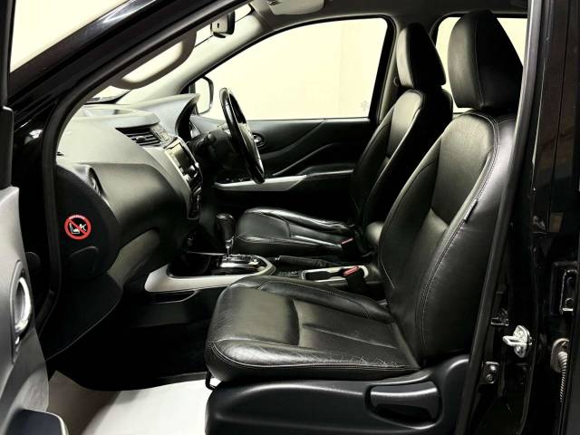 2020 Nissan Navara 2.3 Navara Tekna dCi Auto 4WD 5dr