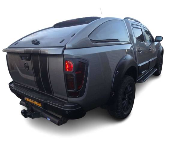 2016 Nissan Navara 2.3 Navara Tekna dCi Auto 4WD 5dr