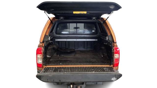 2016 Nissan Navara 2.3 Navara Tekna dCi 4WD 5dr