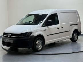 VOLKSWAGEN CADDY MAXI 2016 (16) at SELECT CARS & COMMERCIALS Luton