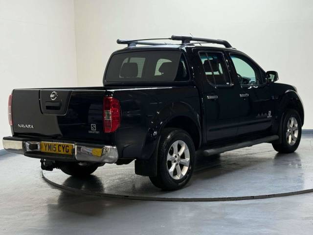 2015 Nissan Navara 2.5 Navara Salomon dCi Auto 4WD 5dr
