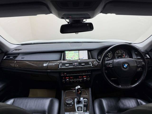 2015 BMW 7 Series 3.0 730d SE Auto 4dr