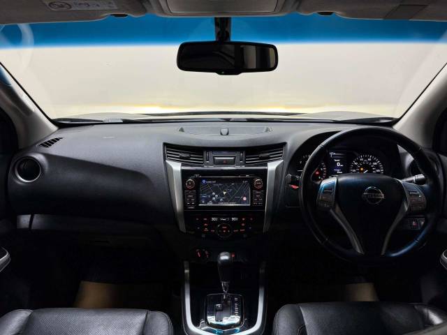 2016 Nissan NP300 NAVARA 2.3 NP300 Navara Tekna dCi Auto 4WD