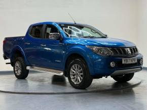 MITSUBISHI L200 at SELECT CARS & COMMERCIALS Luton
