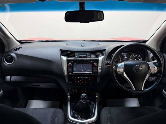 2017 Nissan Navara 2.3 Navara N-Connecta dCi 4WD 5dr