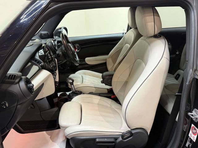 2017 Mini Hatch 2.0 Cooper S Auto 3dr