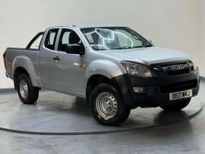 ISUZU D MAX at SELECT CARS & COMMERCIALS Luton