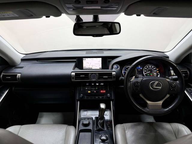 2014 Lexus IS 2.5 IS 300h Executive Edition CVT 4dr