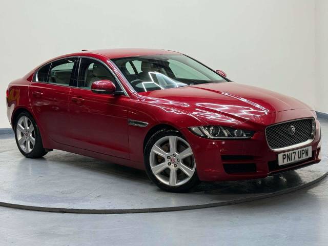 Jaguar XE 2.0 XE Portfolio i Auto 4dr Saloon Petrol Red
