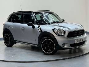 MINI COUNTRYMAN at SELECT CARS & COMMERCIALS Luton