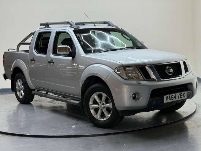 2015 Nissan Navara 2.5 dCi Tekna 4WD Euro 5 4dr