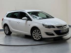VAUXHALL ASTRA at SELECT CARS & COMMERCIALS Luton