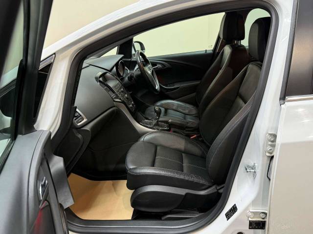 2015 Vauxhall Astra 2.0 Astra Elite CDTi S/S 5dr