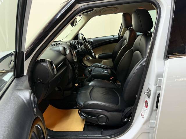 2011 Mini Countryman 1.6 Countryman Cooper D 5dr