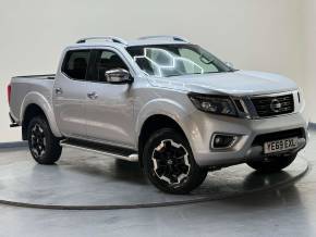 NISSAN NAVARA at SELECT CARS & COMMERCIALS Luton
